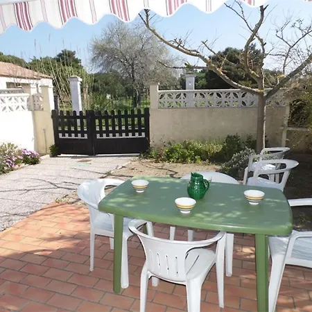 Maison Mitoyenne 3 Pieces Avec Terrasse, Jardin Cloture Et Parking - 6 Couchages A Marseillan - Fr-1-326-484 Agde