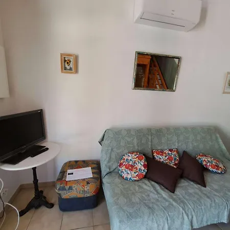 Maison Mitoyenne 3 Pieces Avec Terrasse, Jardin Cloture Et Parking - 6 Couchages A Marseillan - Fr-1-326-484 * Agde