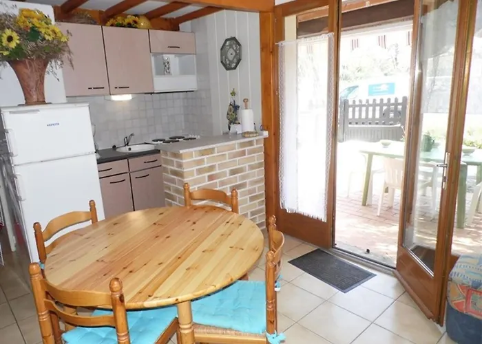 Maison Mitoyenne 3 Pieces Avec Terrasse, Jardin Cloture Et Parking - 6 Couchages A Marseillan - Fr-1-326-484 Vakantiehuis Agde