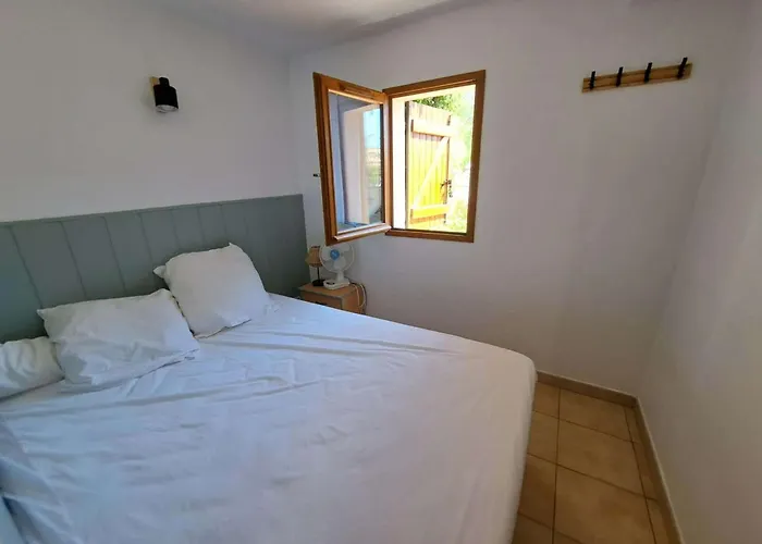 Vakantiehuis Maison Mitoyenne 3 Pieces Avec Terrasse, Jardin Cloture Et Parking - 6 Couchages A Marseillan - Fr-1-326-484 *